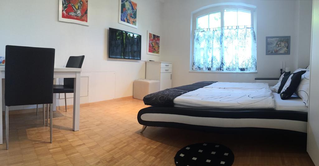 Doppelzimmer mit Gemeinschaftsbad